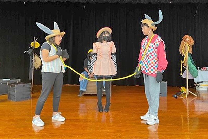 Dean Middle School theatre students rehearse their UIL One-Act play, The Fabulous Fable Factory.